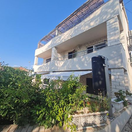 Apartments Lucija-Klara Brodarica  Zewnętrze zdjęcie