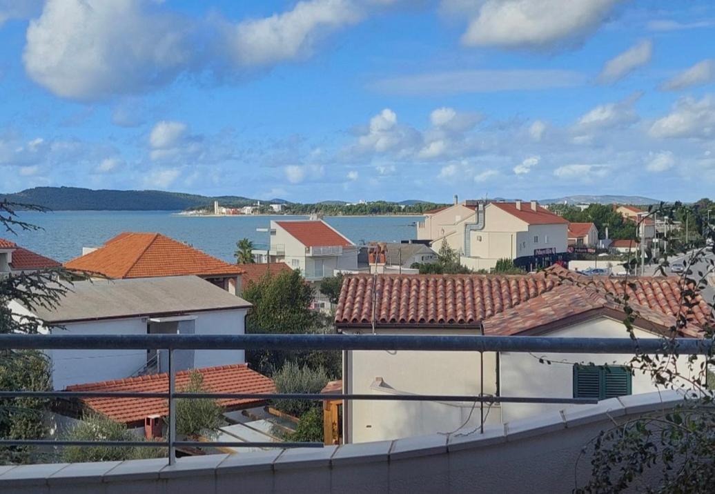 Apartments Lucija-Klara Brodarica  Zewnętrze zdjęcie