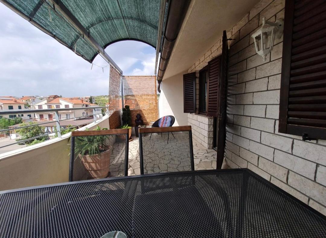 Apartments Lucija-Klara Brodarica  Zewnętrze zdjęcie