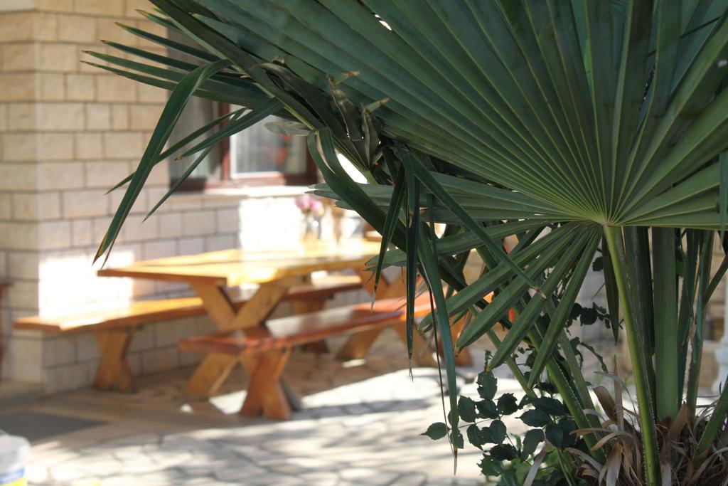 Apartments Lucija-Klara Brodarica  Zewnętrze zdjęcie