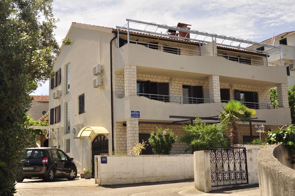 Apartments Lucija-Klara Brodarica  Zewnętrze zdjęcie